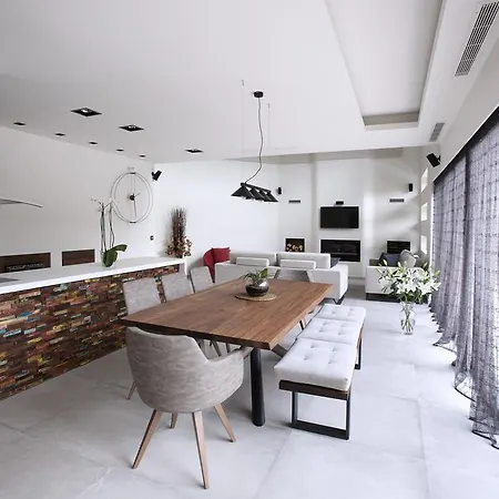 Villa Mando Luxury