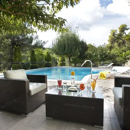 Mando Luxury Koropi