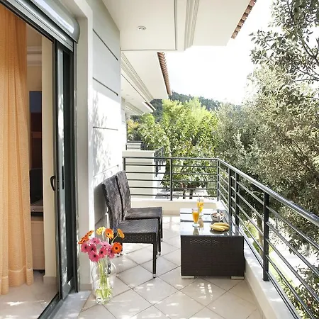 Mando Luxury