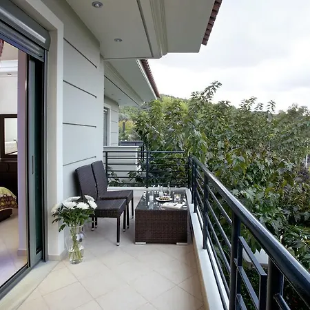Mando Luxury
